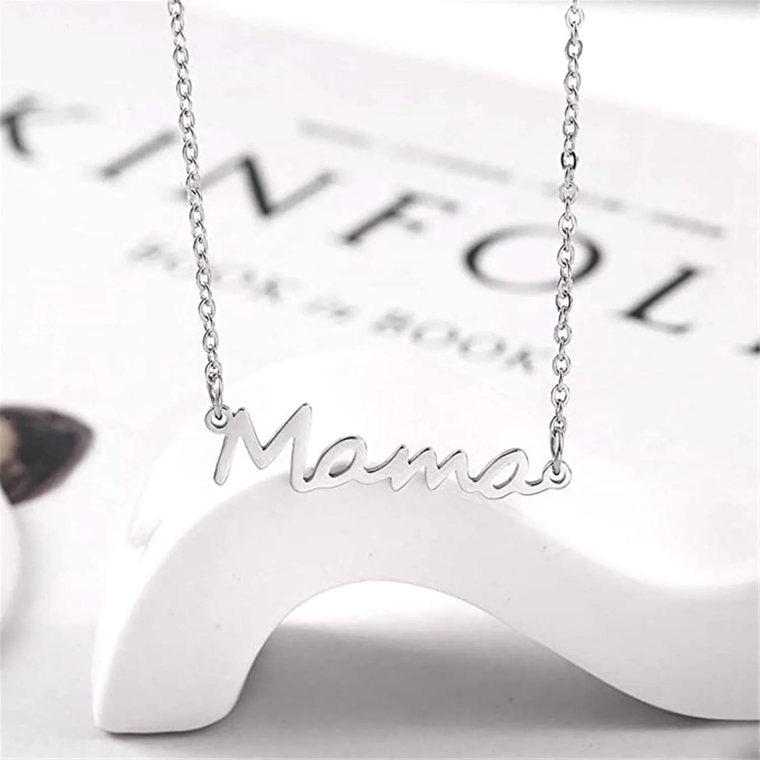 2-3Pcs Stainless Steel Mama Mom Mother Letter Pendant Necklace 14K Gold Silver Plated Polished Link Chain Choker Necklace for Women Mother's Day Thanksgiving Statement Jewelry Gift