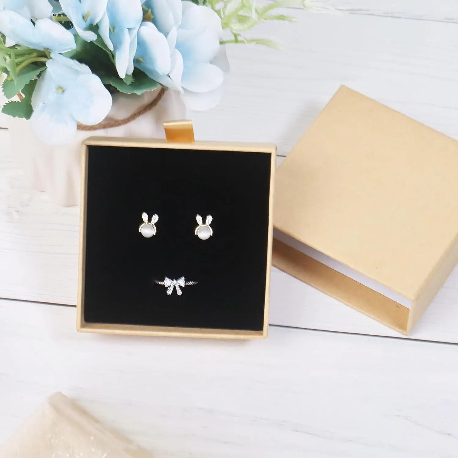 2 Pack Jewelry Gift Boxes for Bracelet Necklace, 9 9 3cm Small Gift Boxes for Jewelry Earring Gift Boxes for Birthday, Anniversary, Christmas(Kraft)