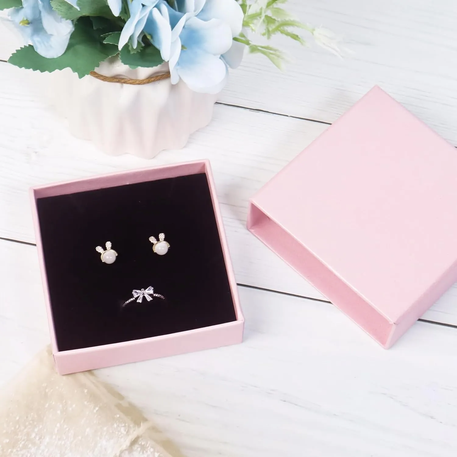 2 Pack Jewelry Gift Boxes for Bracelet Necklace, 9 9 3cm Small Gift Boxes for Jewelry Earring Gift Boxes for Birthday, Anniversary, Christmas(Light Pink)