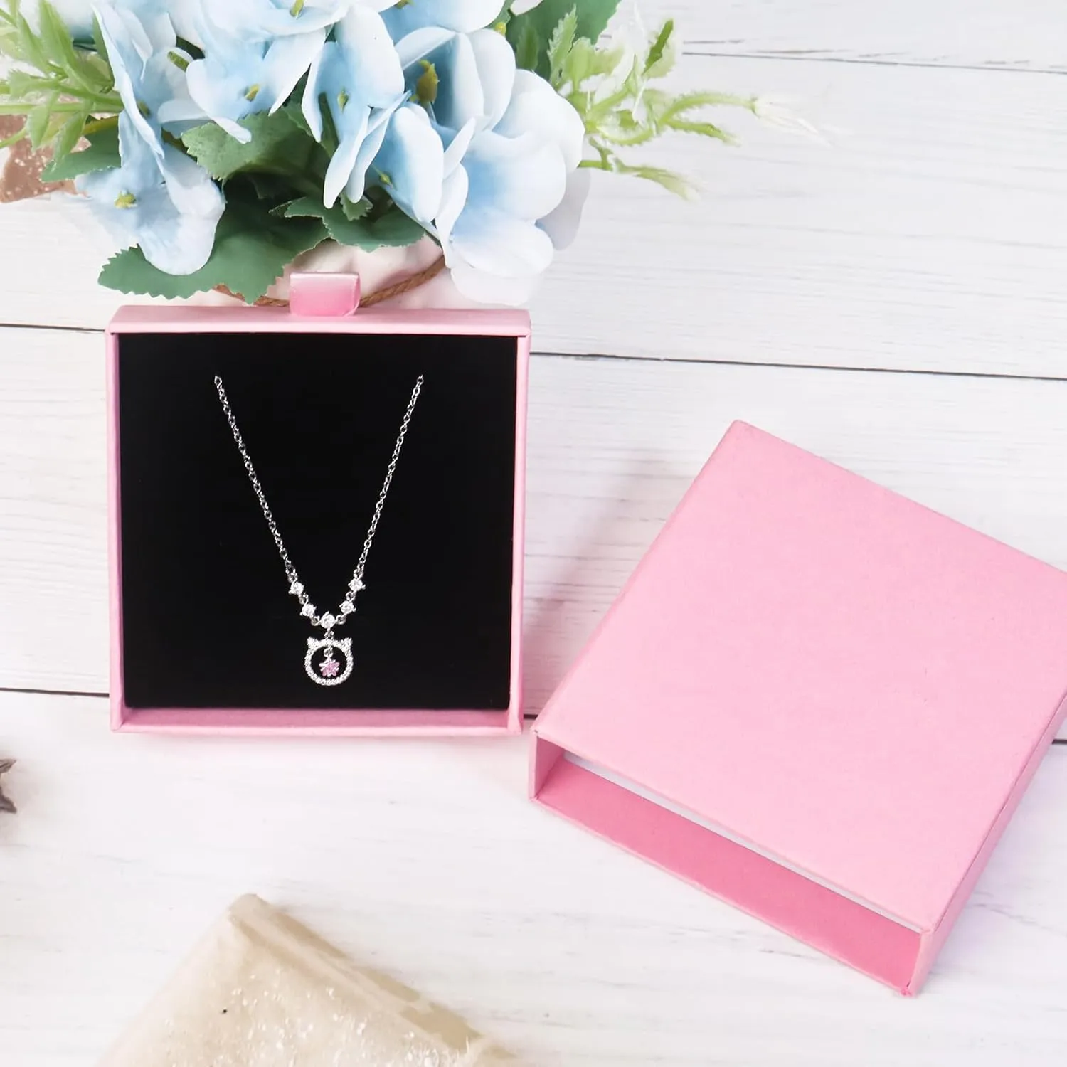 2 Pack Jewelry Gift Boxes for Bracelet Necklace, 9 9 3cm Small Gift Boxes for Jewelry Earring Gift Boxes for Birthday, Anniversary, Christmas(Pink)