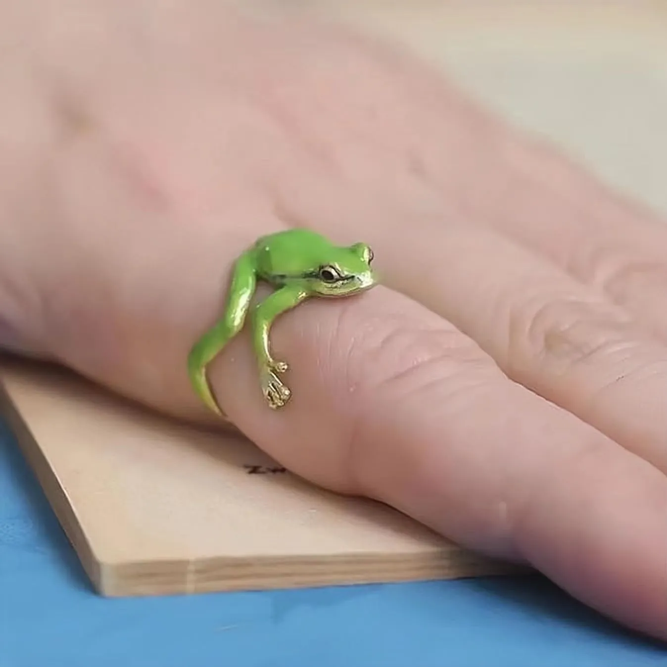 2 PCS Tree Frog Ring for Women Cute Frog RingsBlue Green Frog RingAdjustable Open Creative Frogs Shaped
