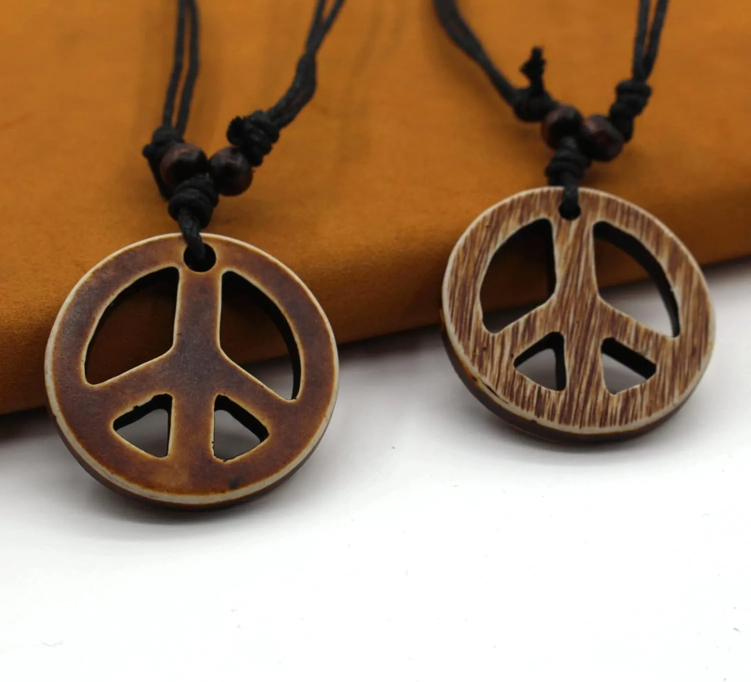 Adjustable Peace Sign Pendant Necklace for Mens,Hippie Accessories and Hippie Costume for 60s or 70s