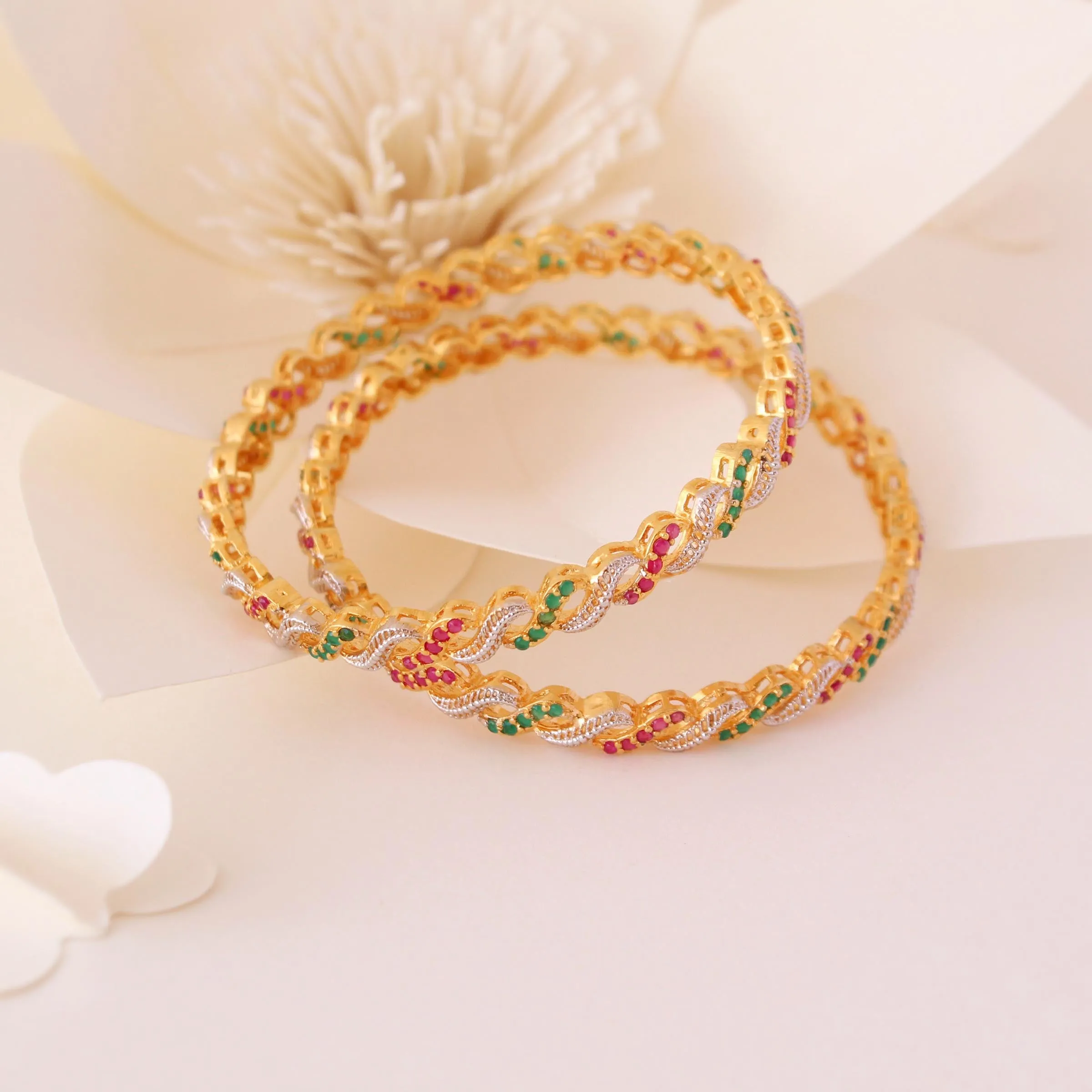 Bangle pair in Multi colour