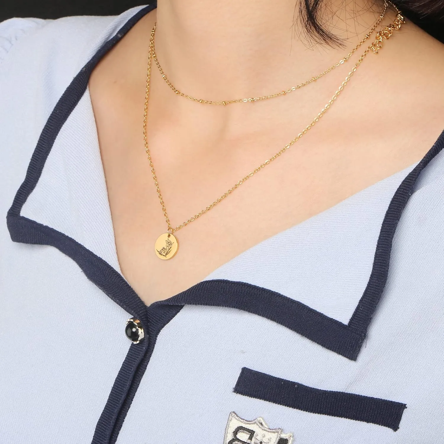 Birth Month Flower Pendant Necklace 18K Gold Plated Dainty Simple Month Birth Floral Disc Pendant Engrave Coin Necklace Minimalist Delicate Mom Daughter Gift for Her