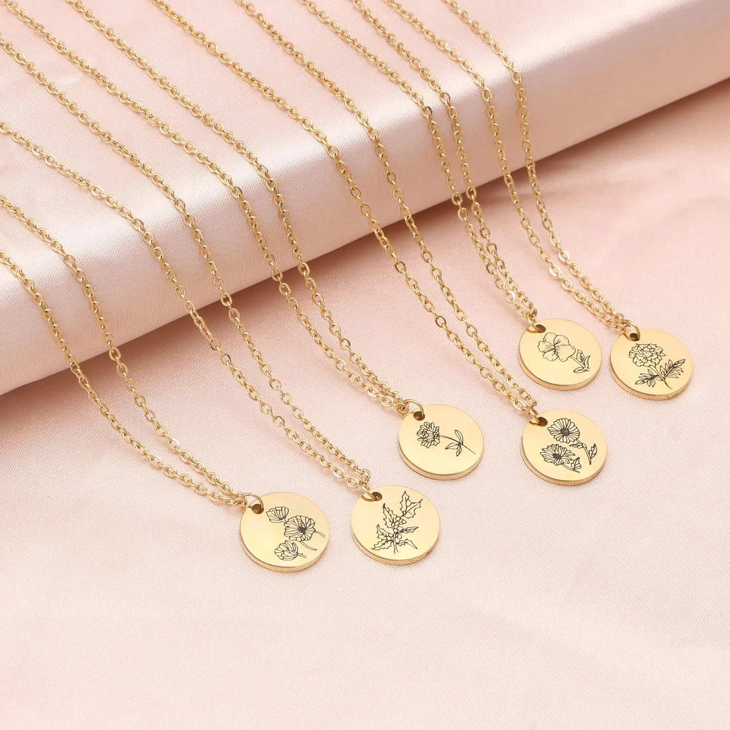 Birth Month Flower Pendant Necklace 18K Gold Plated Dainty Simple Month Birth Floral Disc Pendant Engrave Coin Necklace Minimalist Delicate Mom Daughter Gift for Her