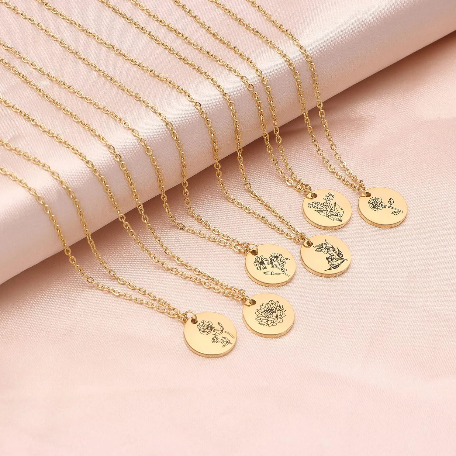 Birth Month Flower Pendant Necklace 18K Gold Plated Dainty Simple Month Birth Floral Disc Pendant Engrave Coin Necklace Minimalist Delicate Mom Daughter Gift for Her