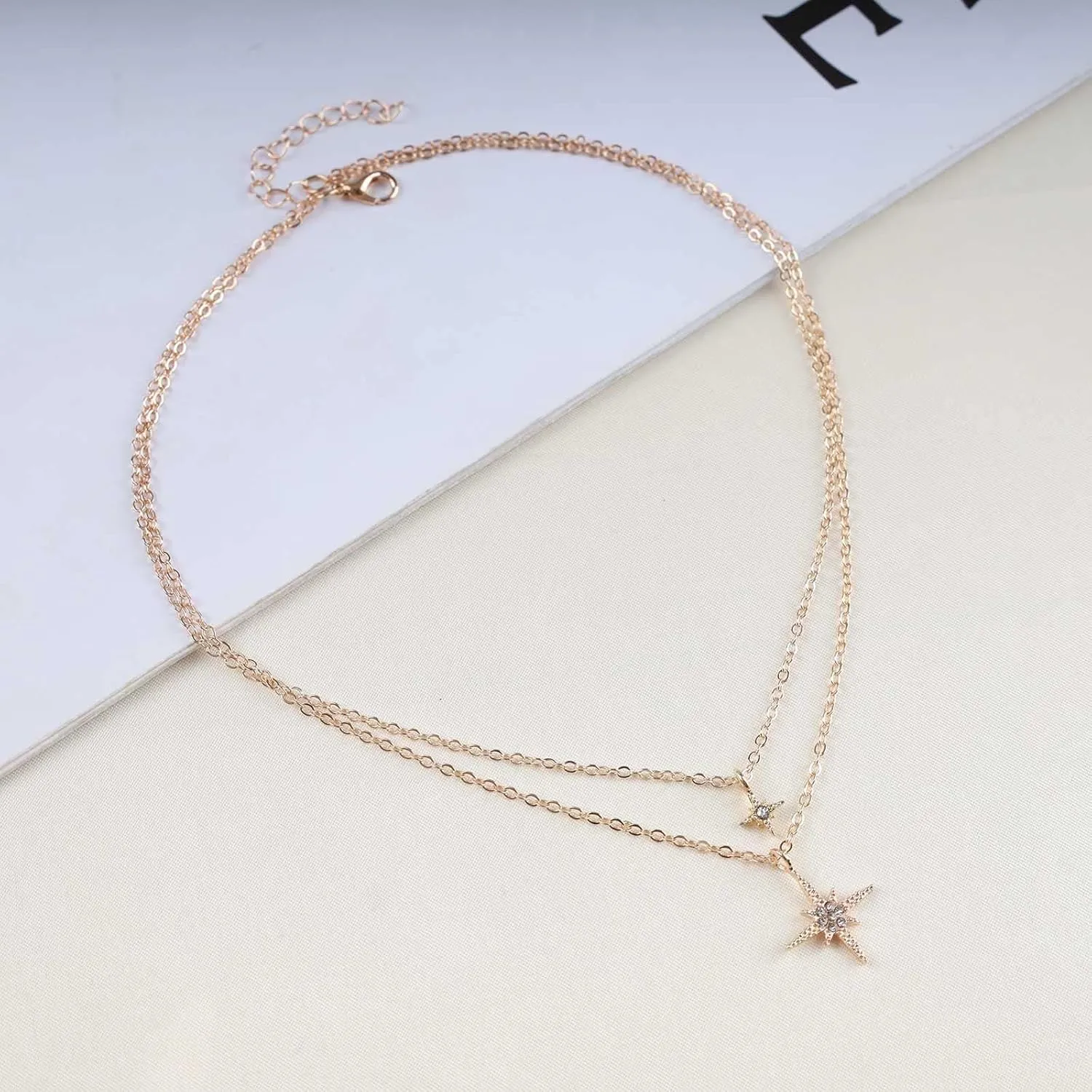Boho Layered Northstar Necklace Crystal North Star Pendant Necklace Cz Star Choker Necklace Gold Rhinestone Starburst Necklace Jewelry for Women