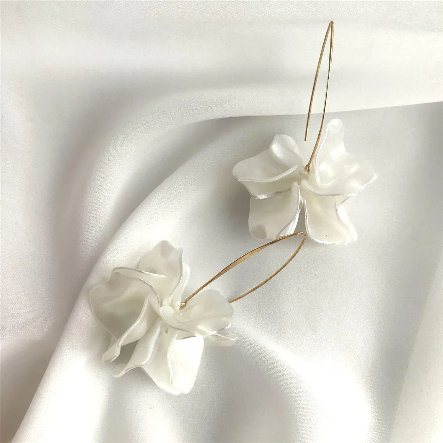 Boho Rose Petal Dangle Resin Earrings - Long Drop Acrylic Tiered Flower Earrings - Statement Exaggerated Floral Tassel Earrings for Women and Girls