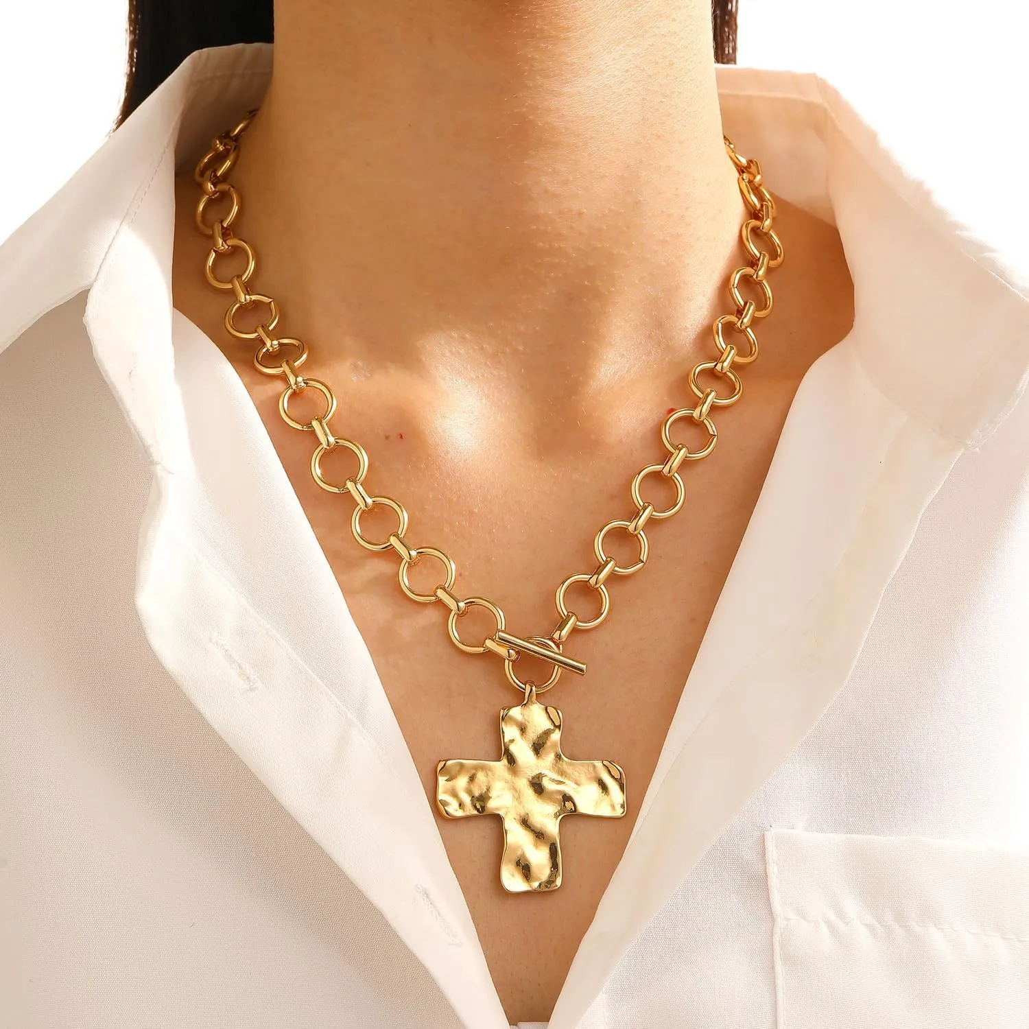 Chunky Gold Necklace for Women Trendy Chunky Cross Necklace for Women Gold Statement Necklace Silver Chunky Necklaces for Women Big Cross Necklace Large Gold Cross Necklace for Women Chunky Gold Jewelry