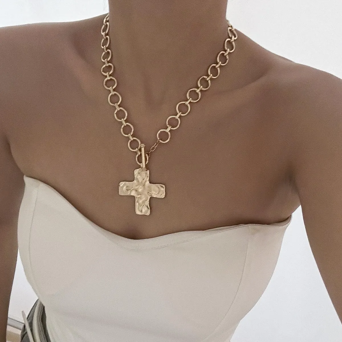 Chunky Gold Necklace for Women Trendy Chunky Cross Necklace for Women Gold Statement Necklace Silver Chunky Necklaces for Women Big Cross Necklace Large Gold Cross Necklace for Women Chunky Gold Jewelry