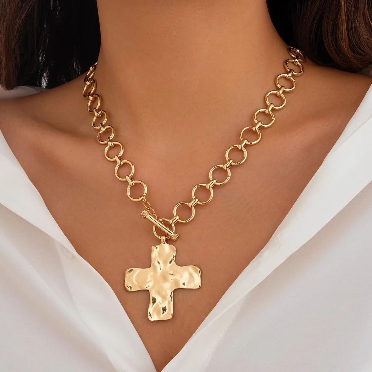 Chunky Gold Necklace for Women Trendy Chunky Cross Necklace for Women Gold Statement Necklace Silver Chunky Necklaces for Women Big Cross Necklace Large Gold Cross Necklace for Women Chunky Gold Jewelry