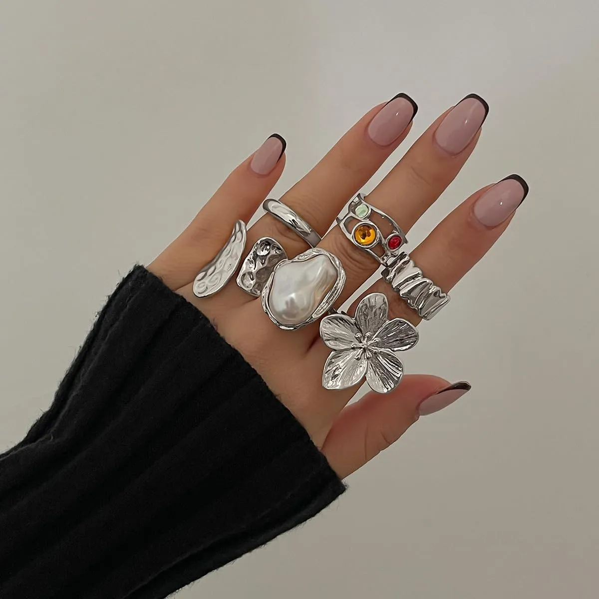 Chunky Gold Rings for Women Gold Flower Ring Set Dainty Gold Stackable Thin Rings Bold Thick Statement Rings Gold Plated Jewelry