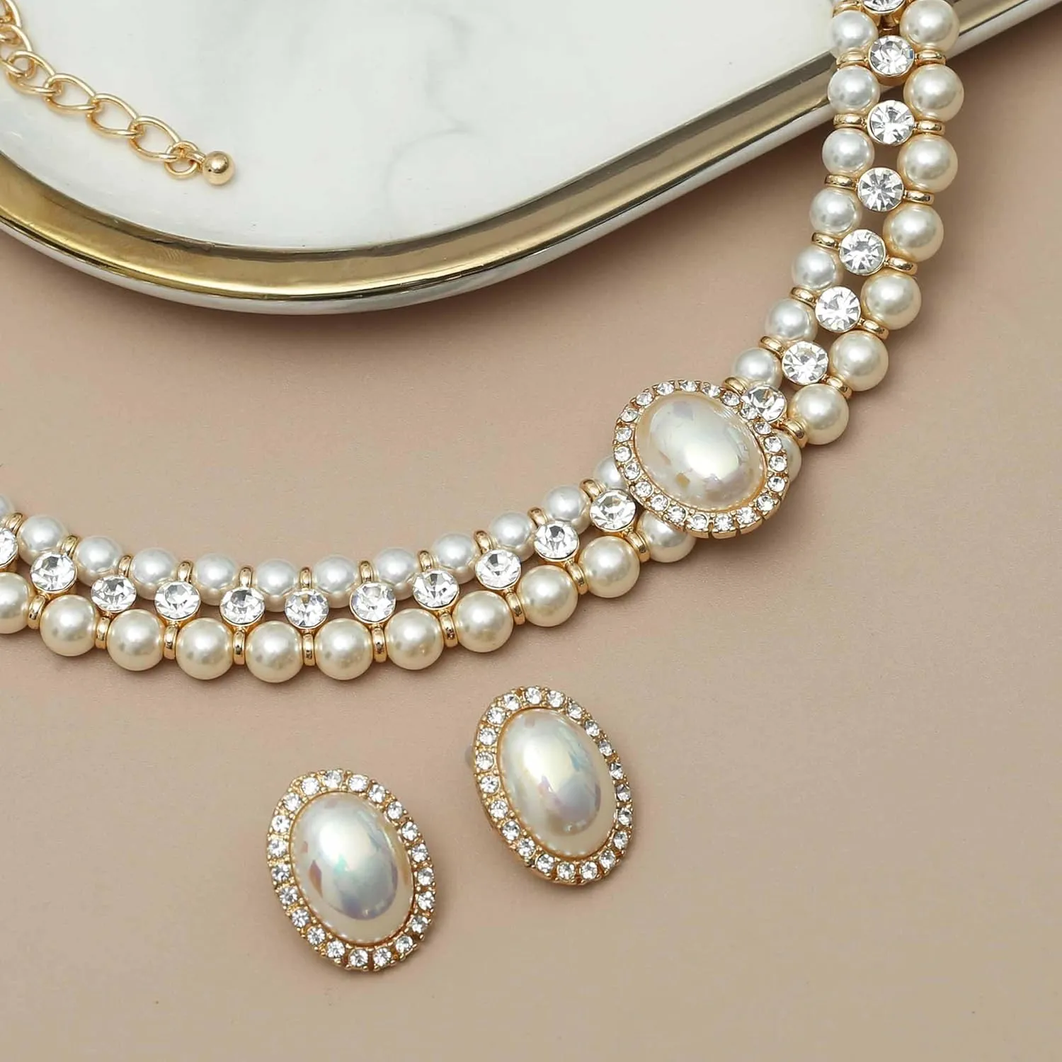 Costume Layered Twisted Gold Pearl Necklace Choker Chunky Glass Statement Pearl Necklace and Earring set, good gift for women Faux pearl necklace set imitation pearl necklace and earring