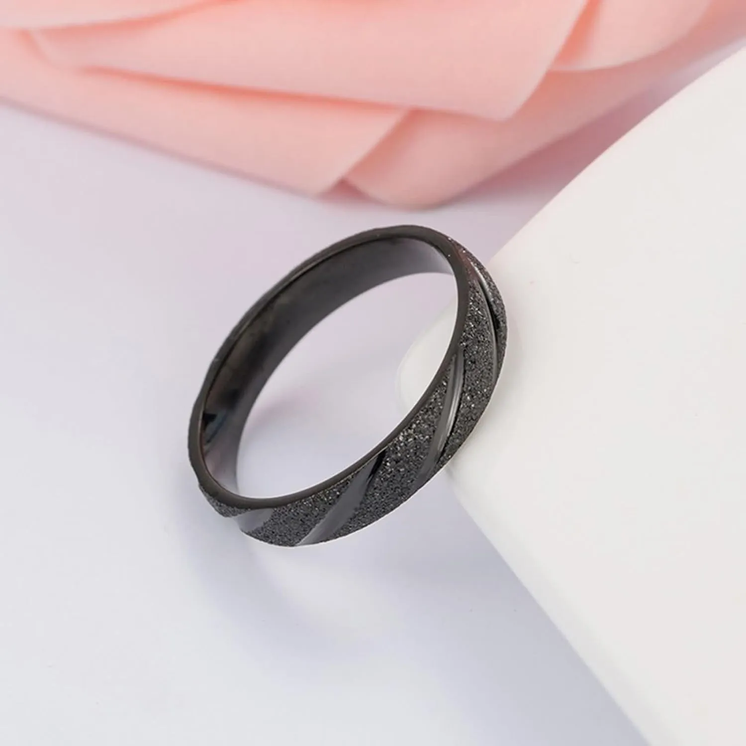 Daesar Matching Rings for Couples, Wedding Ring for Women and Men Stainless Steel Matte Round 4MM with Stripes Groove Black