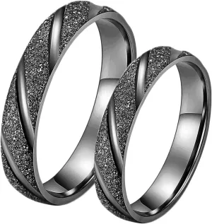 Daesar Matching Rings for Couples, Wedding Ring for Women and Men Stainless Steel Matte Round 4MM with Stripes Groove Black