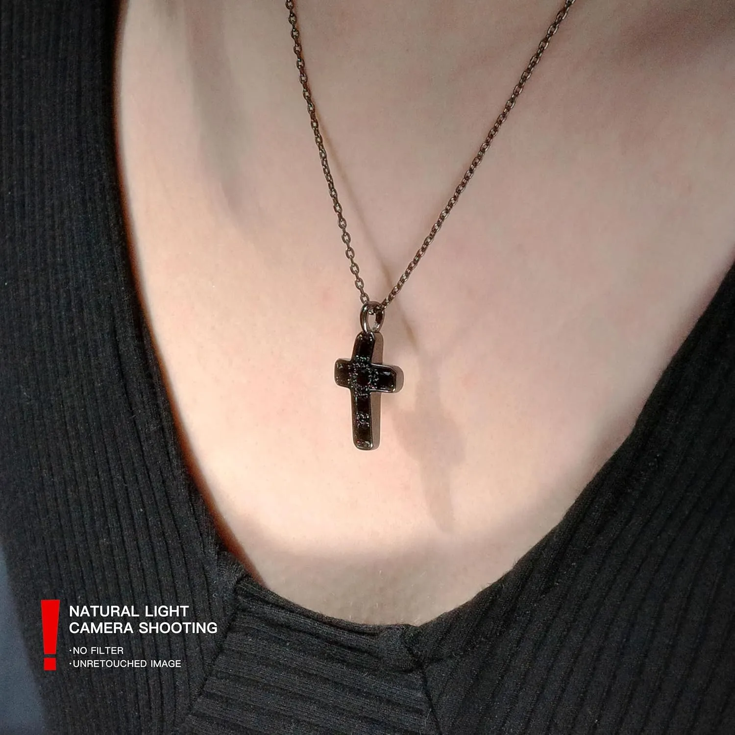 Dainty Chunky Gold Cross Necklace for Women, Small Christian Necklace Faith Cross Pendant Religious Gifts for Women