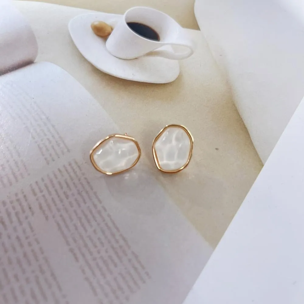 Dainty Sea Water Resin Sterling Silver Post Stud Earrings for Women Fashion Unique Irregular Ocean Hypoallergenic Studs Y2K Jewelry Christmas Birthday Gifts
