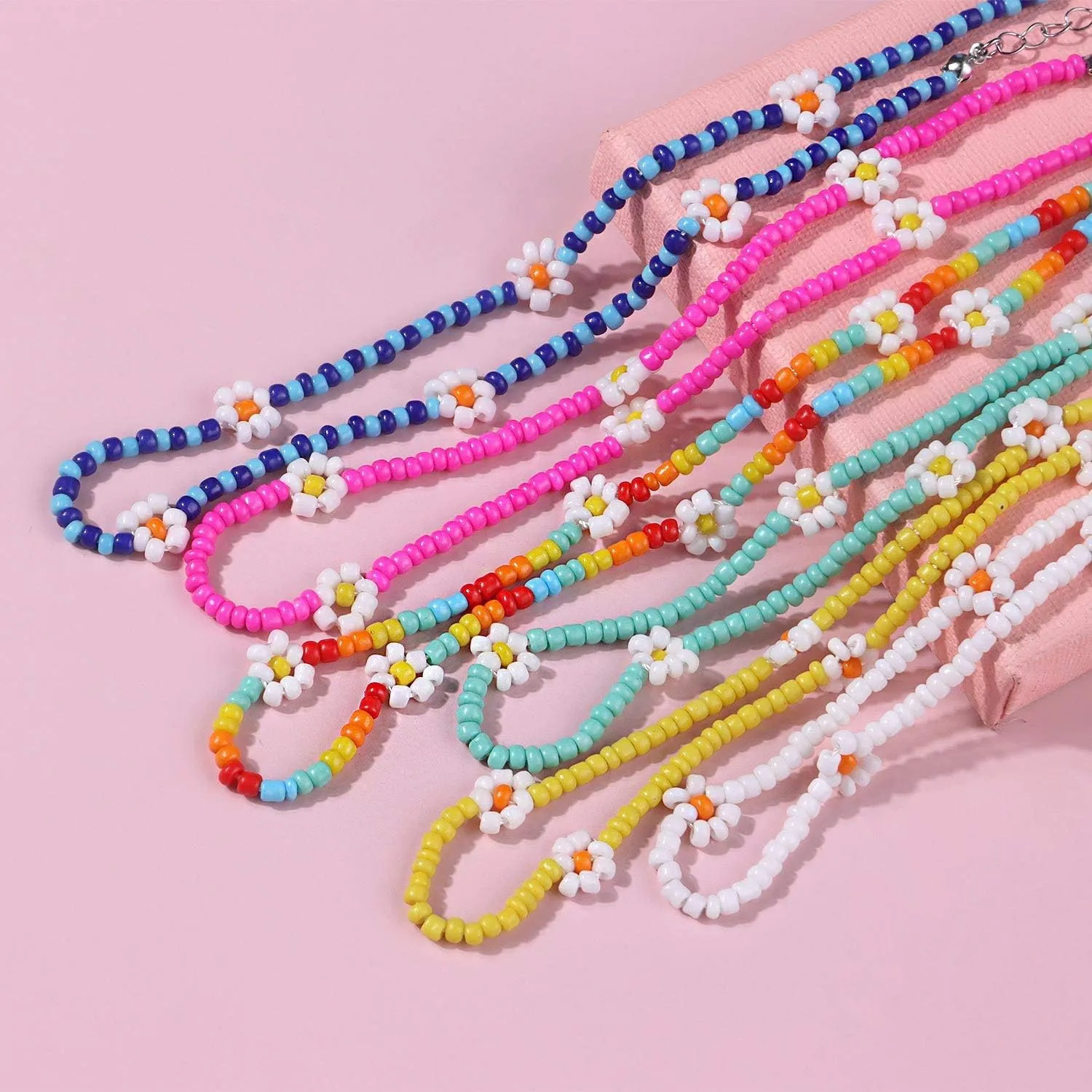 Daisy Flower Boho Coloful Beaded Choker Necklace for Women Handmade Cute Necklace Seed Beads Summer Beach Collar Clavicle Choker Necklace