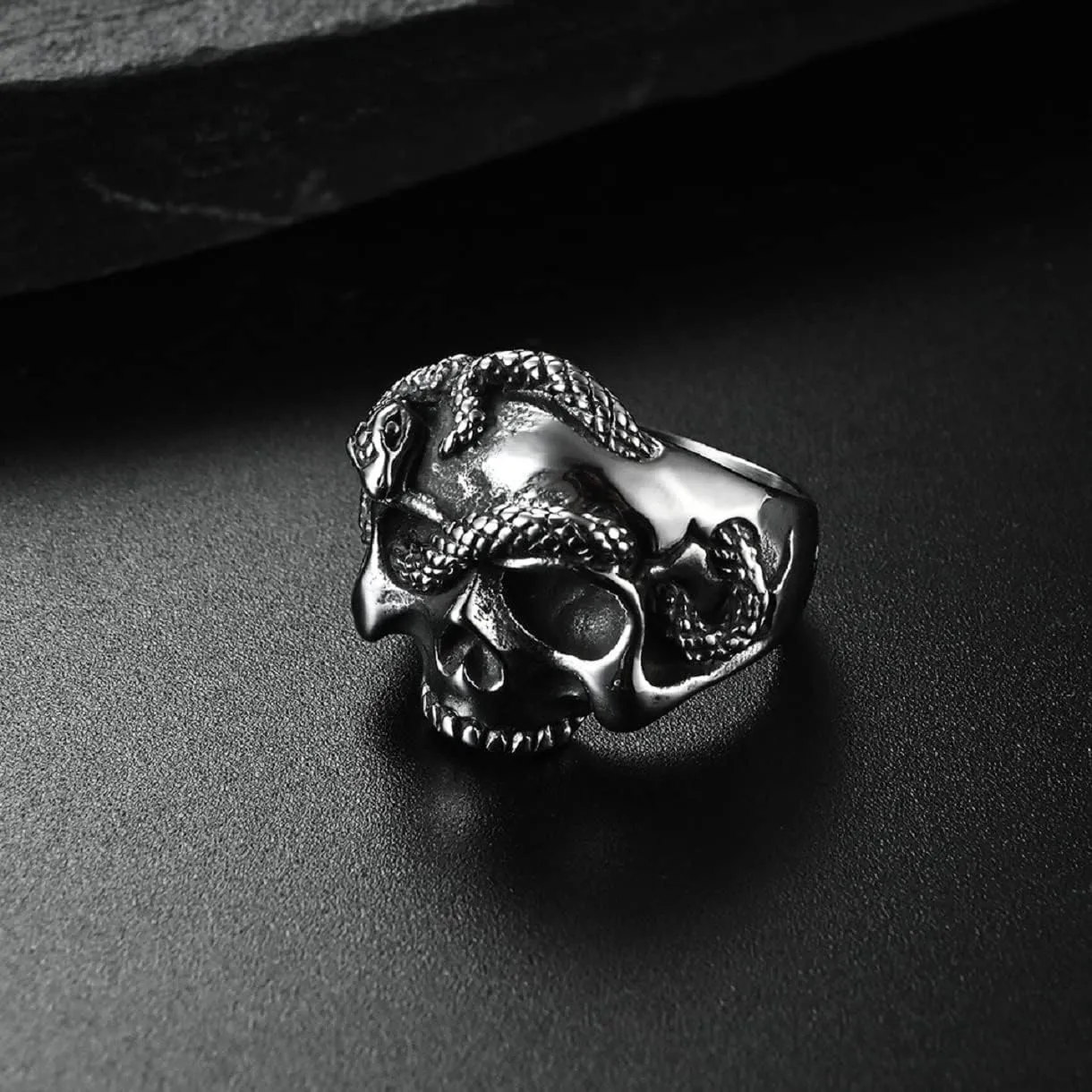 Demon Skull Head Ring, Gothic Snake Animal Skull Ring for Men, Punk Skull Head Halloween Ring Devil Skull Jewelry, Hip Hop Skull Snake Ring Cool Skull Cocktail Party Ring Pirate Skull Ring for mens