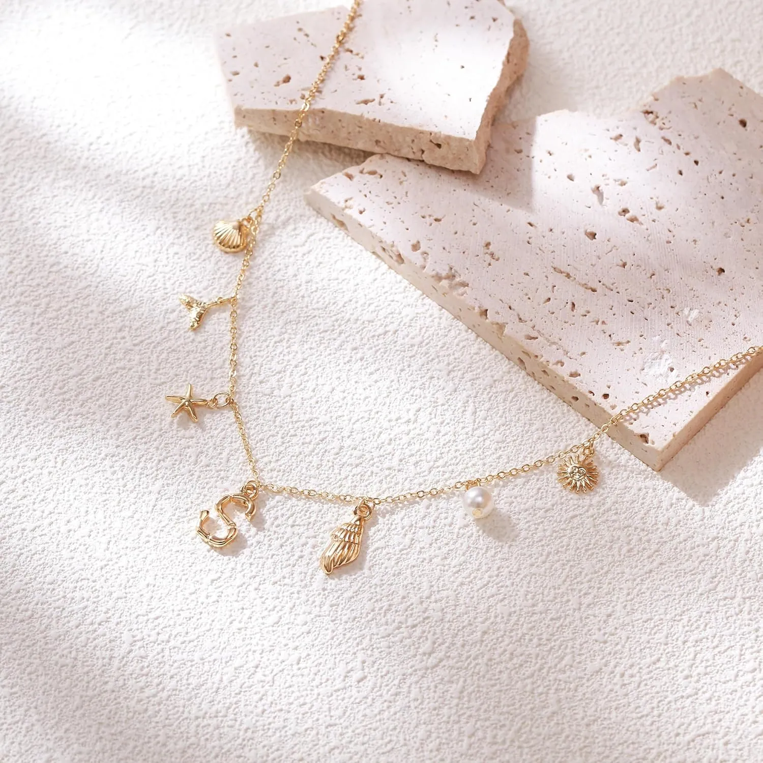 FANZE Initial Necklaces for Women, Personalized Letter Pendant Necklace, Ocean Seashell Starfish Jellyfish Faux Pearl Adjustable Link Chain, Summer Beach Surfer Boho Charms Alphabets Jewelry Gifts