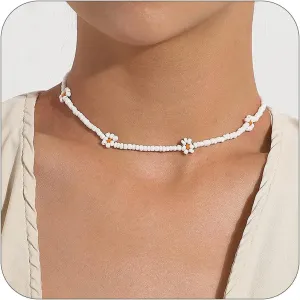 Flower Beaded Necklace for Women White Glass Beaded Choker Colorful Daisy Flower Bead Necklace Summer Beach Jewelry Gift