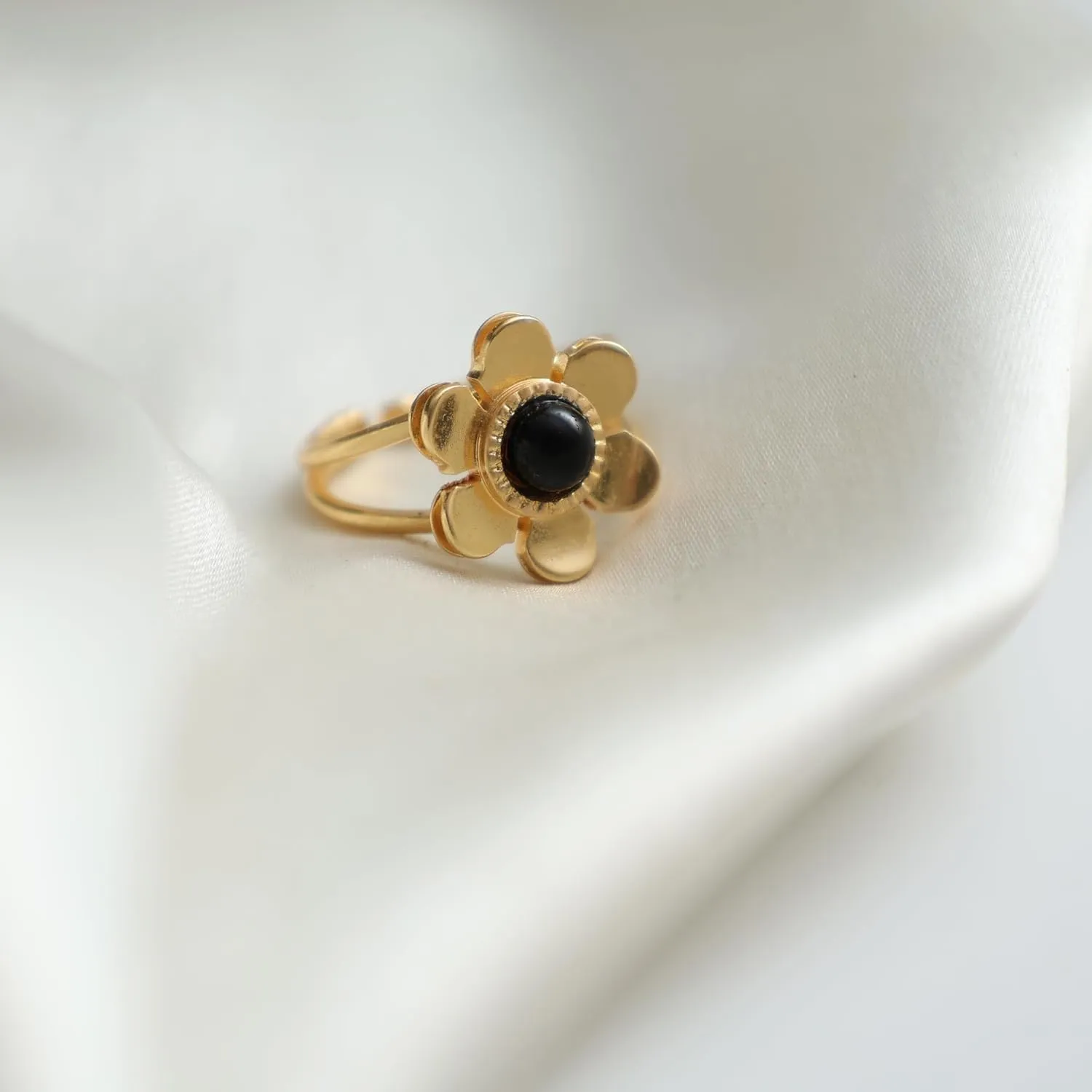 Gempires Black Onyx Flower Ring Gemstone Handmade Crystal Jewelry Hypoallergenic Gold Plated Lightweight Everyday Wear Jewelry Gifts For All Occasions