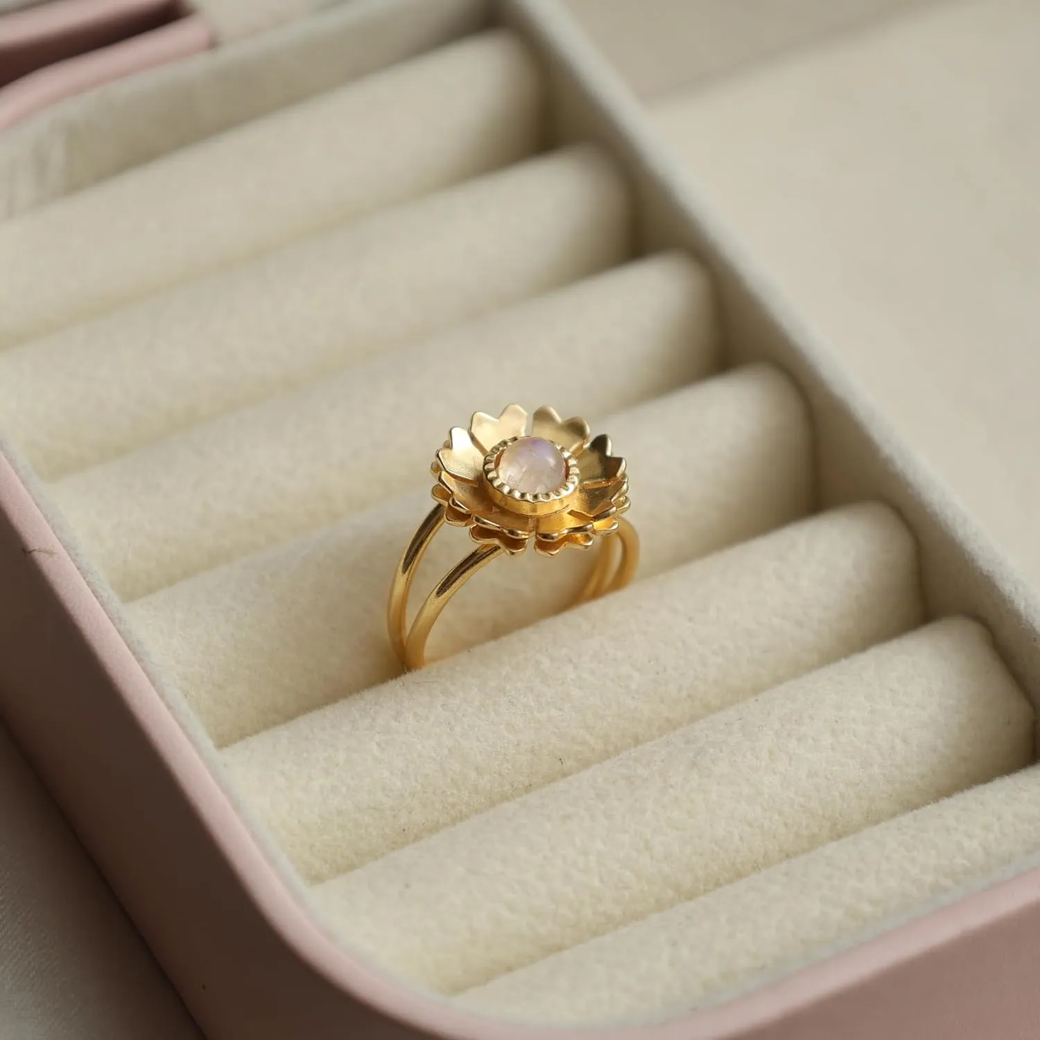 Gempires Moonstone Gemstone Ring Flower Crystal Handmade Jewelry June Birthstone Gifts Hypoallergenic Gold Plated Statement Handmade Rings For Women