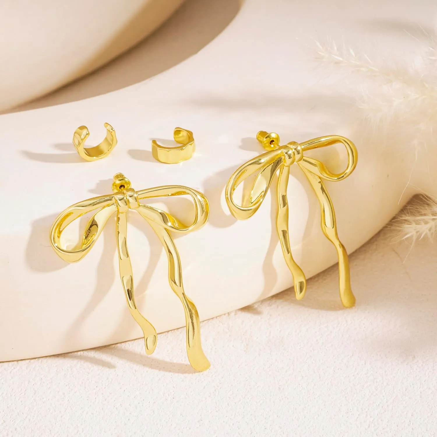 Gold Earrings for Women, 14k Gold Plated Bow Ribbon Earrings Hypoallergenic Non-Tarnish Dainty Cute Stud Tragus Piercing Earring Fashion Accessories for Her