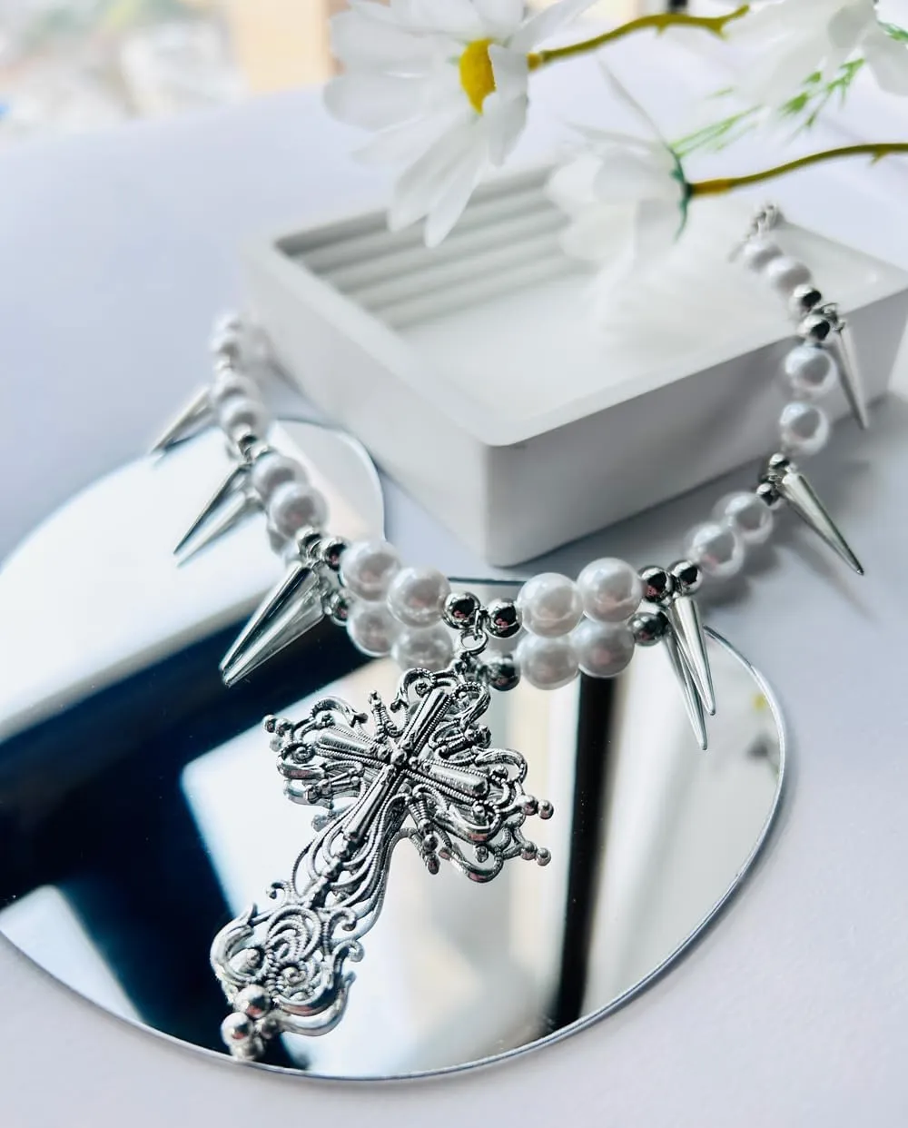 Gothic Cross Pearl Choker Necklace Y2k Chrome Silver Western Statement Chunky Cross Charm Necklace Heart Romantic Goth Cross Spiked Emo Grunge Ball Chain Necklace for Women