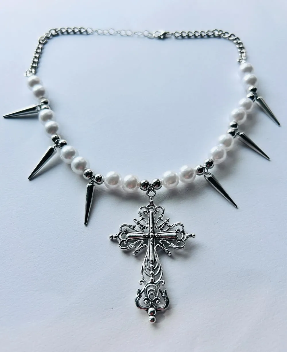 Gothic Cross Pearl Choker Necklace Y2k Chrome Silver Western Statement Chunky Cross Charm Necklace Heart Romantic Goth Cross Spiked Emo Grunge Ball Chain Necklace for Women
