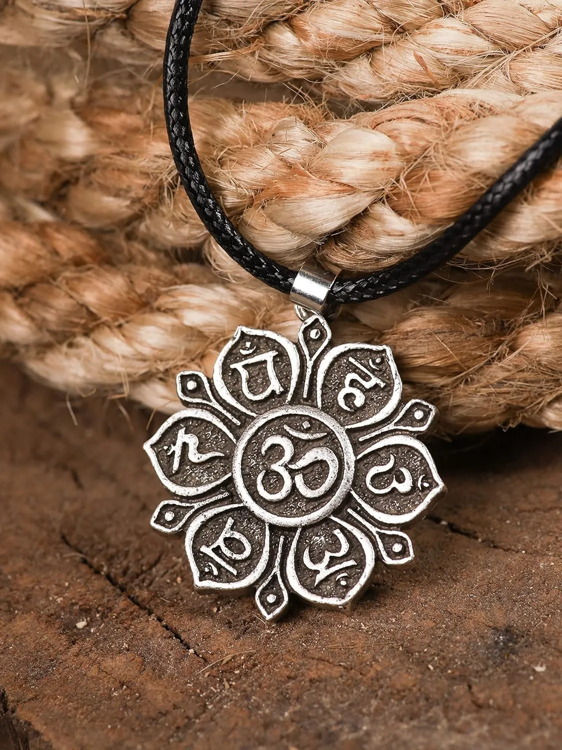 HAQUIL Mandala Flower of Life Necklace, Buddhist Lotus Flower Om Mandala Pendant, Faux Leather Cord