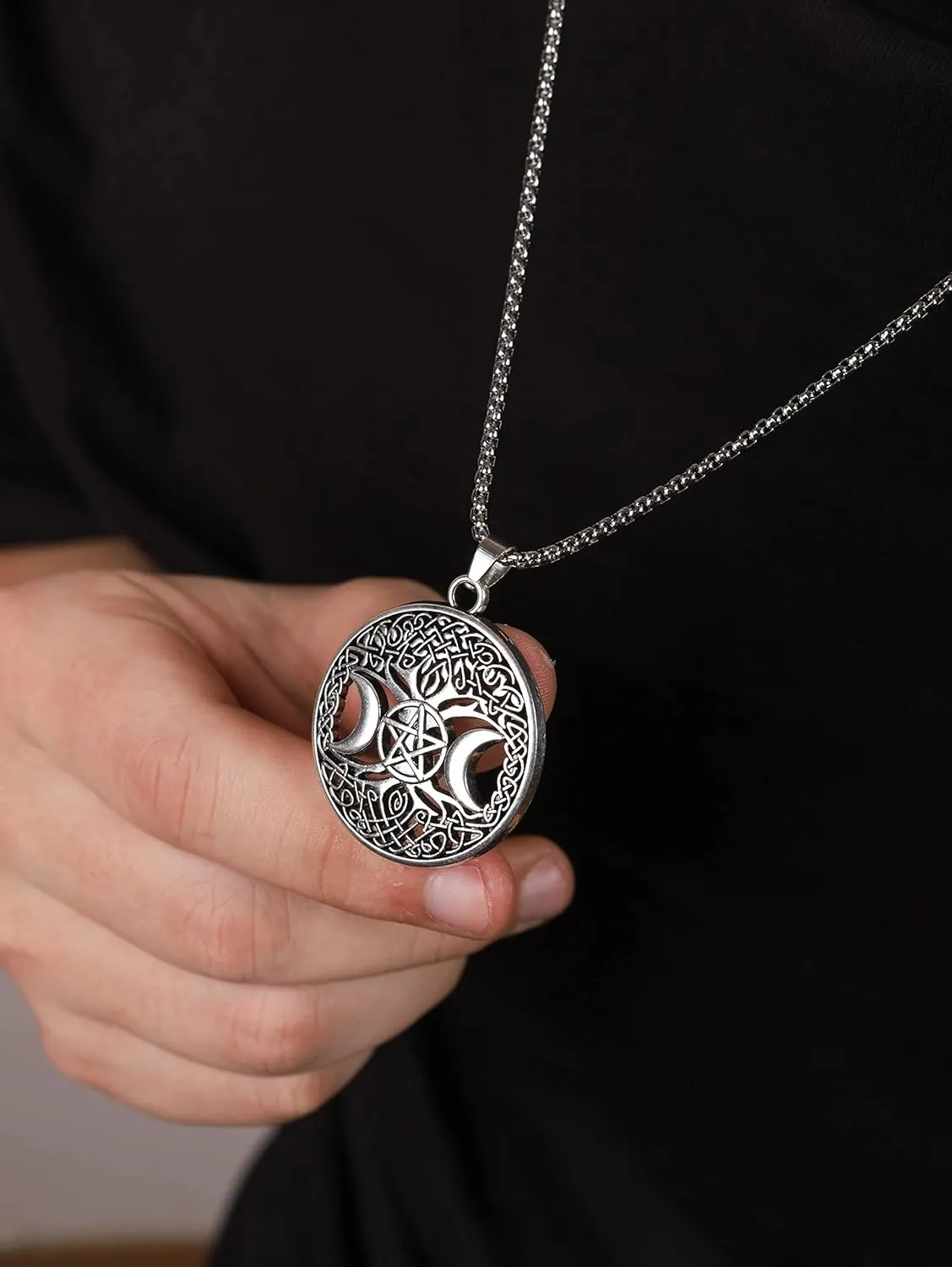 HAQUIL Viking Celtic Wiccan Tree of Life Pendant Necklace, Tree of Life Jewelry Gifts for Men and Women