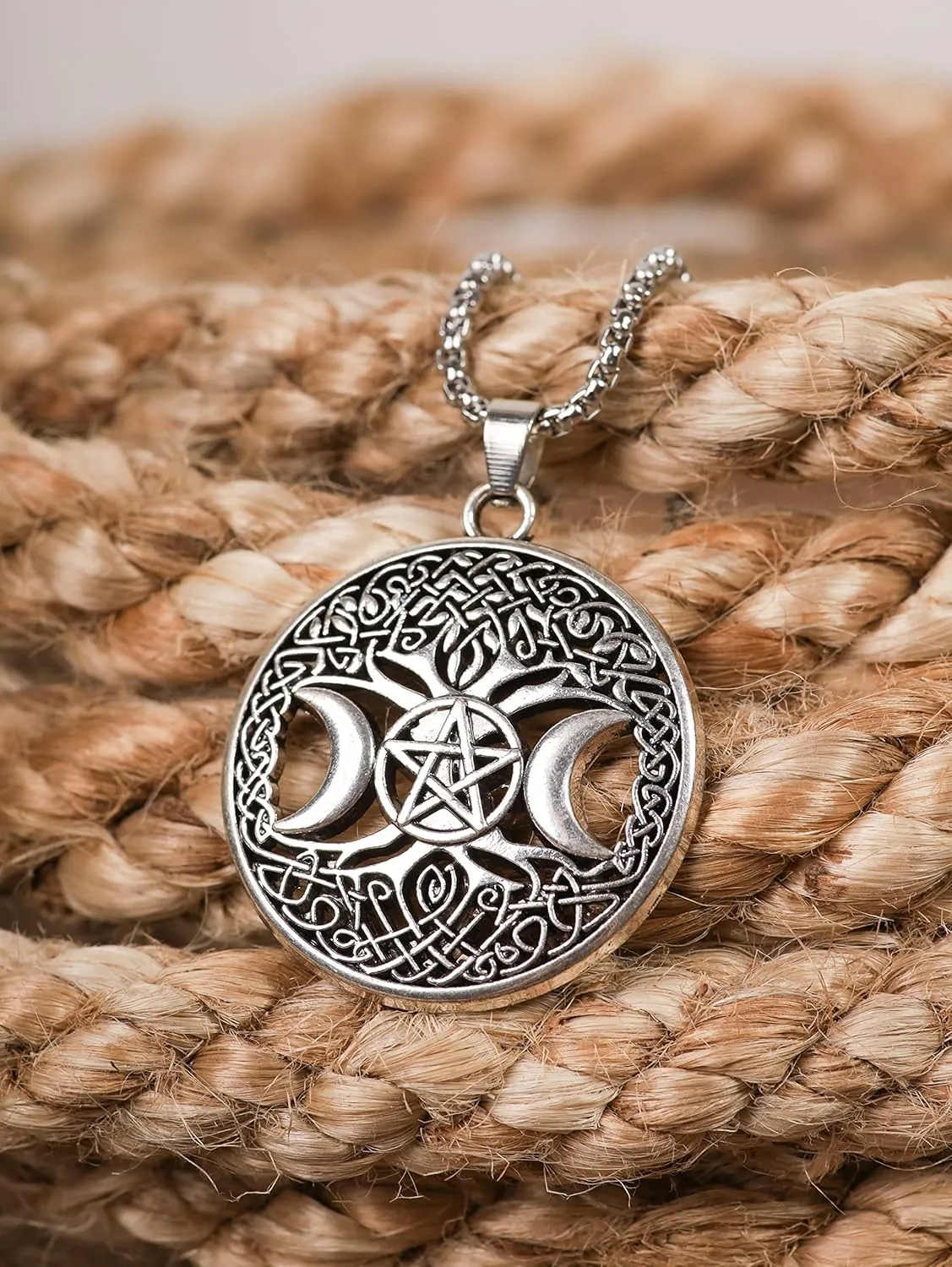HAQUIL Viking Celtic Wiccan Tree of Life Pendant Necklace, Tree of Life Jewelry Gifts for Men and Women