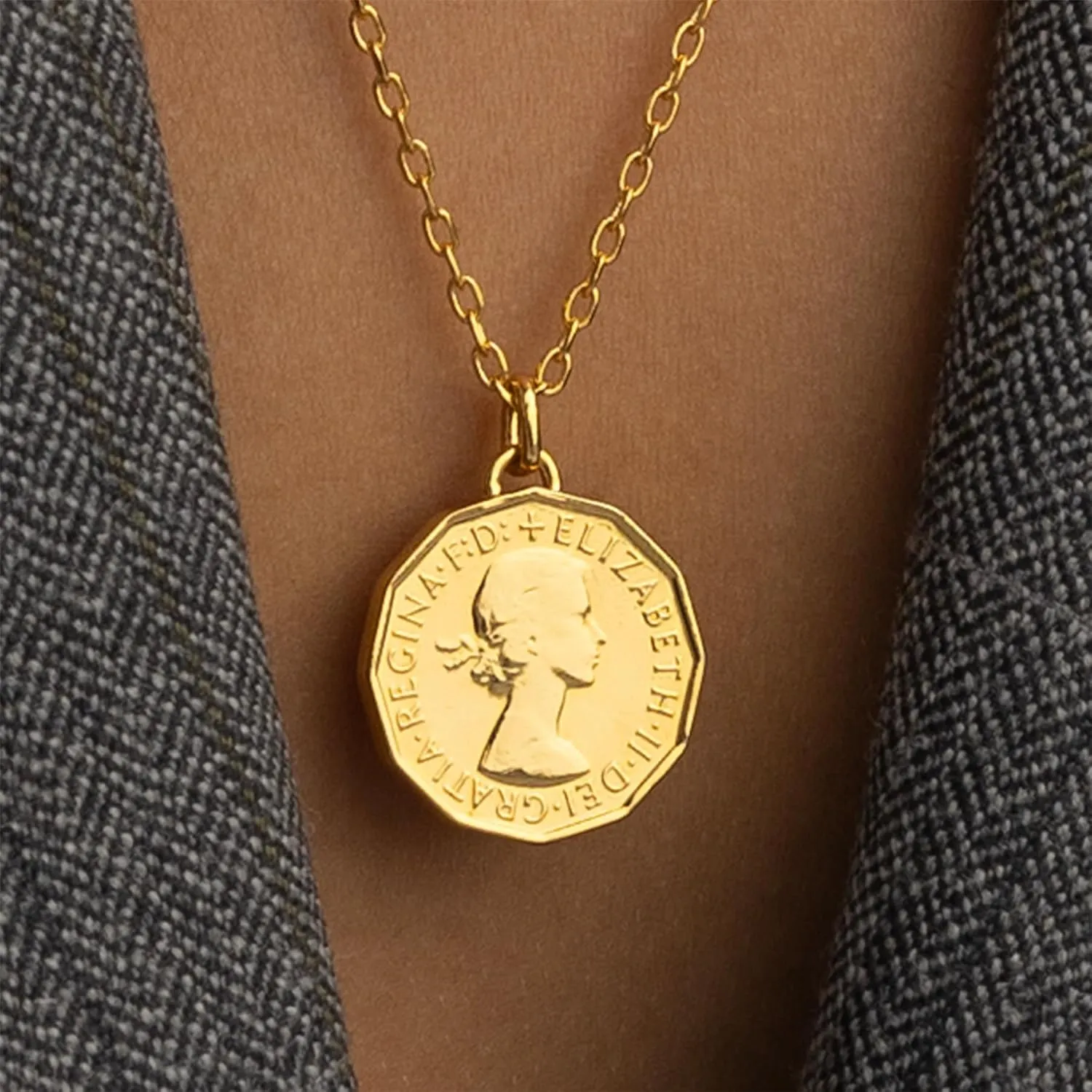 HOBBY OF KINGS Coin Necklace - Vintage Medallion Pendant in 18K Gold Plated Finish - British, Italian, Greek, U.S., French & Spanish Coins - Elegant Gift Jewelry