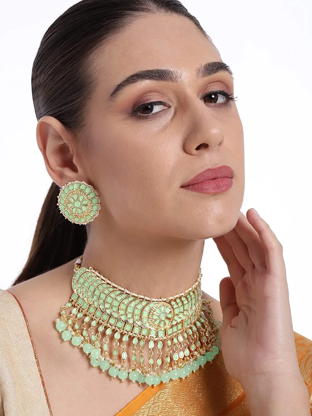 I Jewels Gold Plated Indian Wedding Bollywood Kundan & Pearl Studded Choker Necklace Jewellery Set For Women (K7210-1)