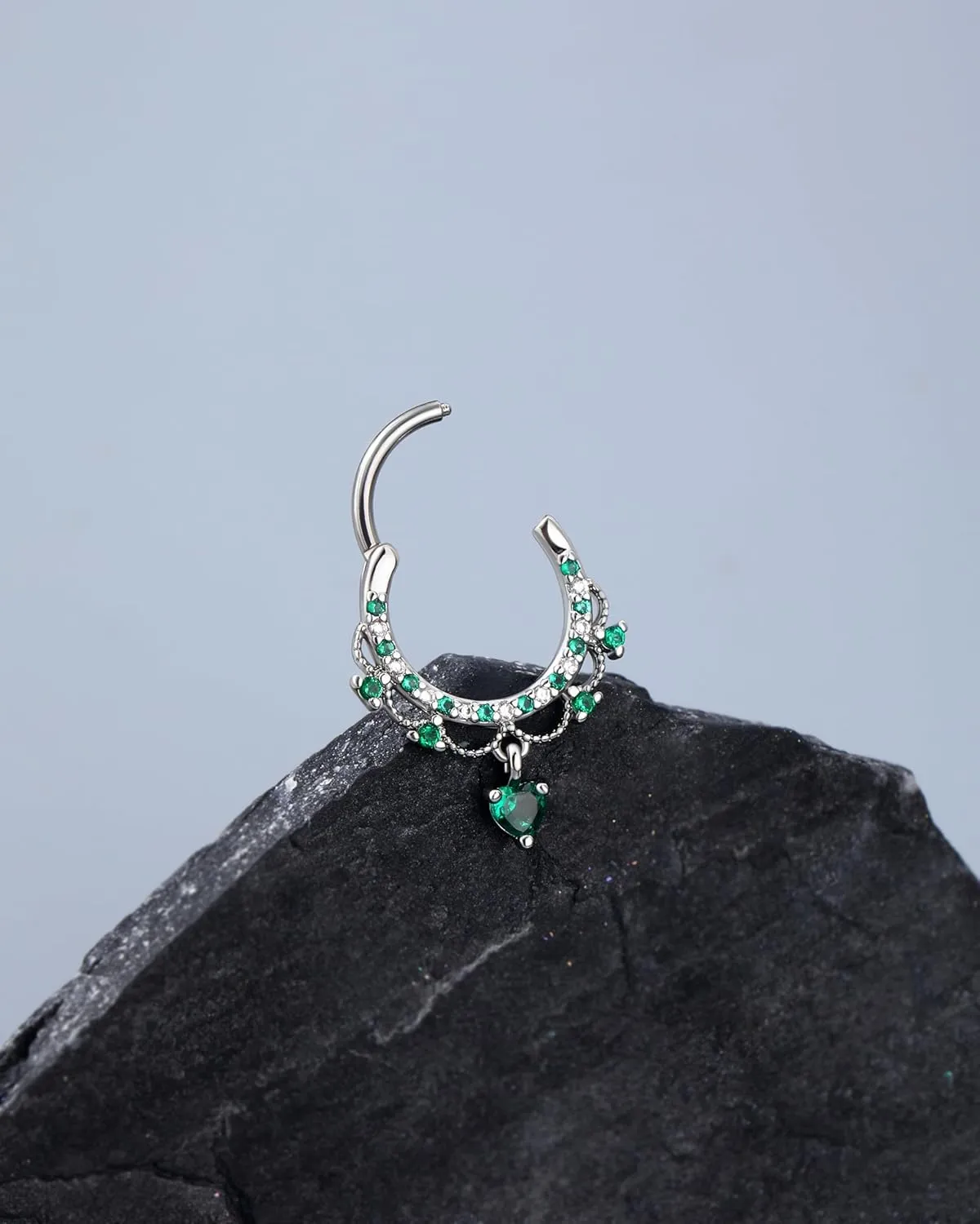 Jewseen 16g Cartilage Hoop Earrings Heart Dangle Septum Rings Septum Jewelry Cubic Zirconia Septum Hoop for Women Men