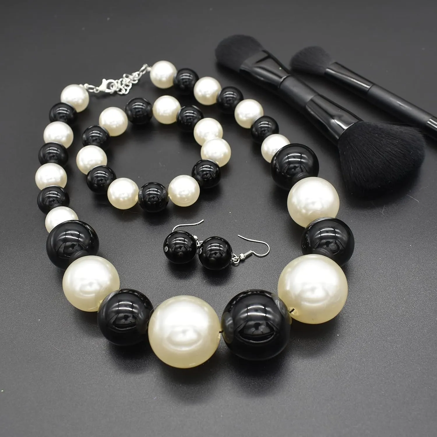 Large Big Faux Pearl Necklace for Women Chunky Pearl Necklace and Earrings set 1920s Costume Jewelry set Prom party Wedding