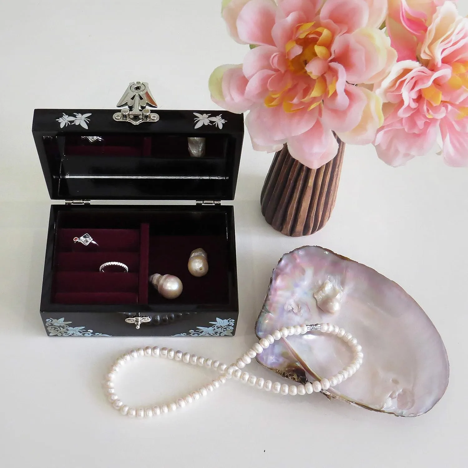 MADDesign Mother of Pearl Jewelry Ring Earring Box Butterflies Design