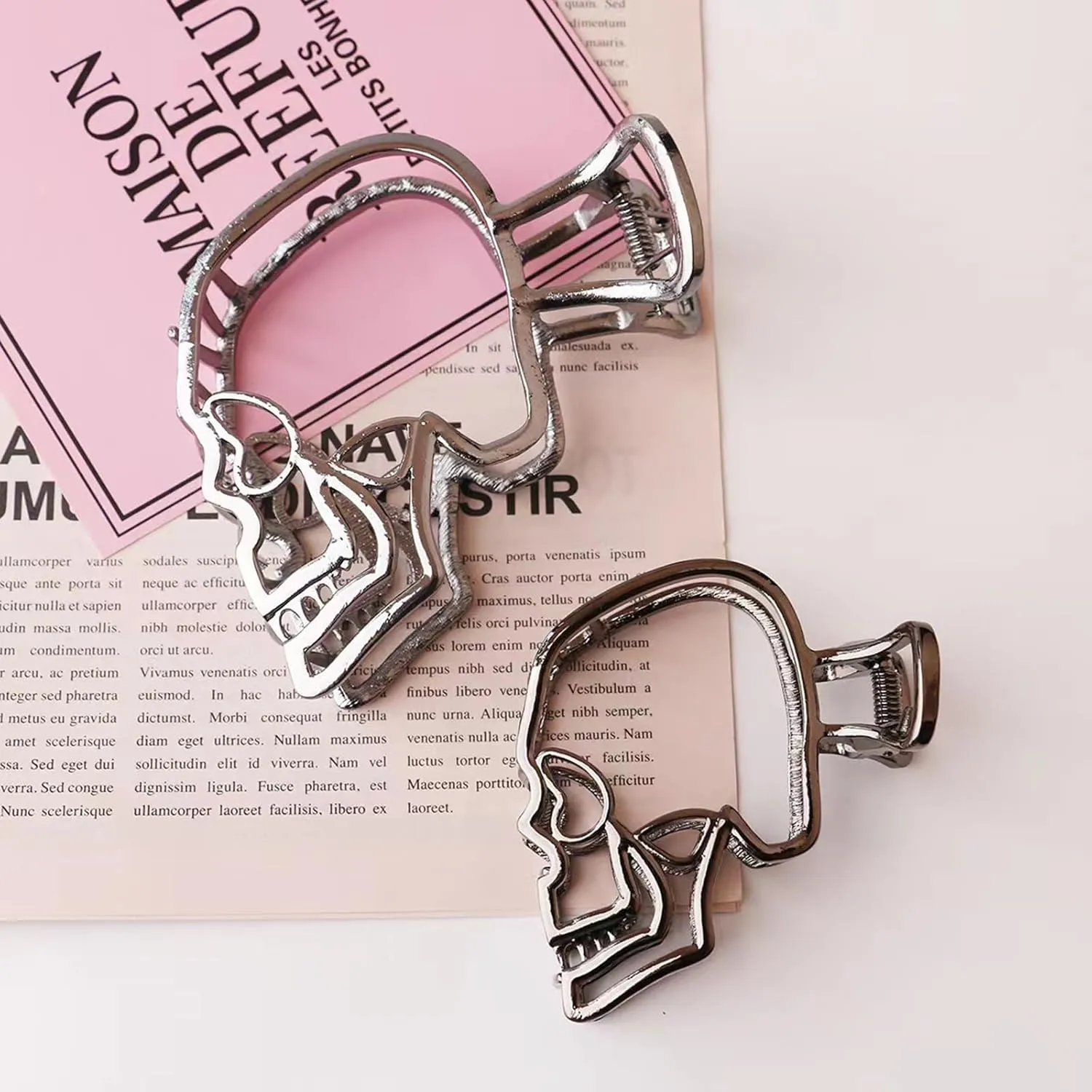 Metal Hair Claw Clips Silver & Black for Women - Skull Design Non-Slip Strong Hold Hair Accessories for Styling 2PCS