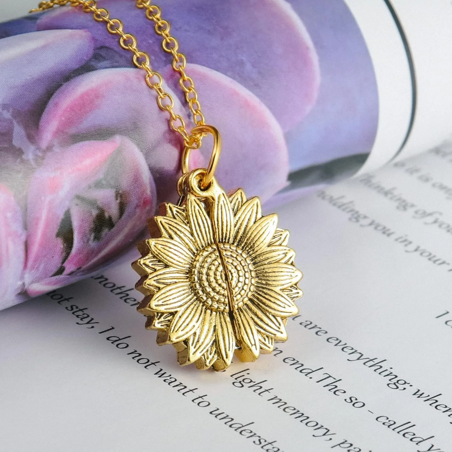 Pingyongchang Sunshine engraved necklace letter sunflower pendant necklace jewelry Mother's Day gift female