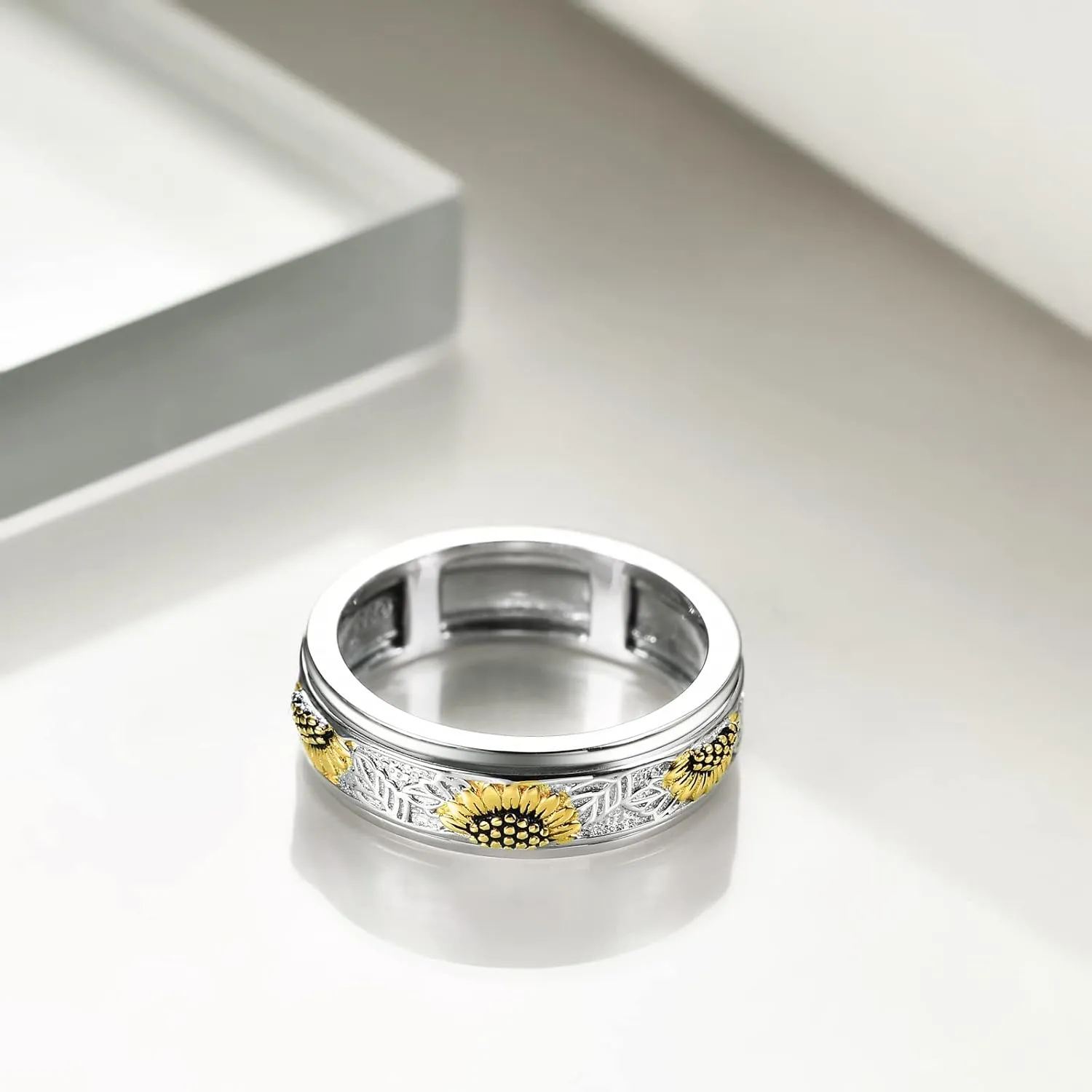 POPLYKE Sterling Silver Anxiety Spinner Rings Rotatable Mood Rings for Women Relieve Stress Gift