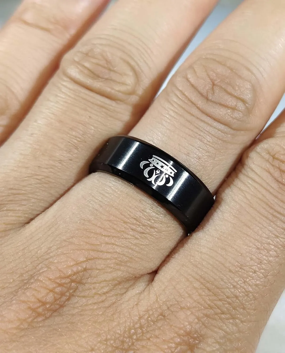 ringheart Couple Rings Black Matching Rings Crown Ring Women Wedding Ring Sets for Him and Her