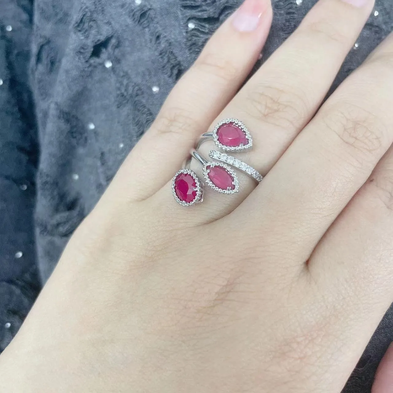 Shiny Diamond Teardrop Open Statement Ring for Women Girls Rhinestone CZ Crystal Leaf Climber Wrap Finger Band Engagement Promise Rings Bands Fashion Jewelry Gifts for Mother's Day