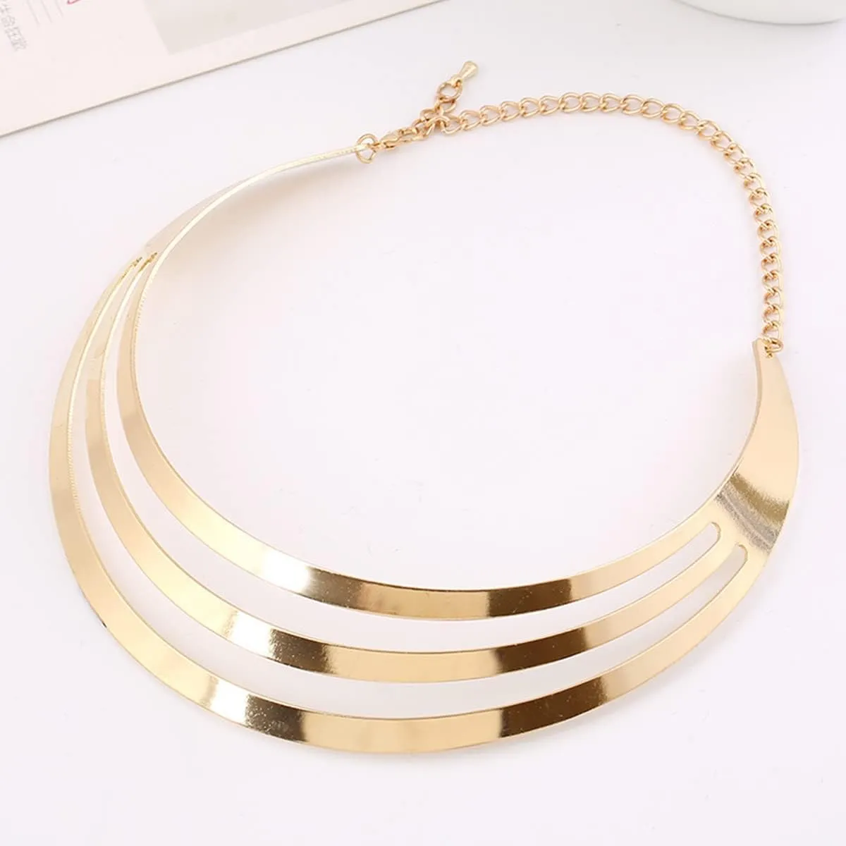 Stainless Steel High Polished Wide Face Chunky Bib Torque Necklace 14K Gold Silver Women Statement Love Heart Shape Open Choker Torque Collar Bib Short Necklaces for Women Girl Fashion Costume Jewelry