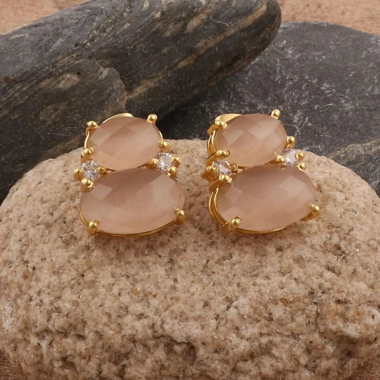 Unique Design Yellow Cat's Eye & Zircon Prong Setting Gemstone Brass Gold Plated Stud Earrings