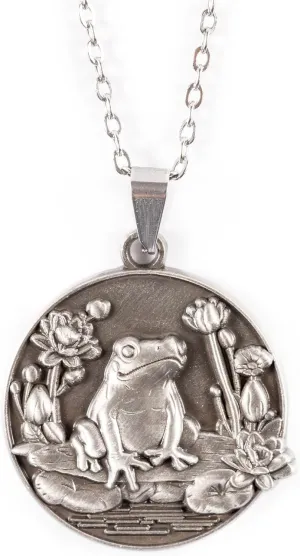 Vintage Carved Frog Toad Spirit Animal Neckalce for Women Men Jewelry Accessoies