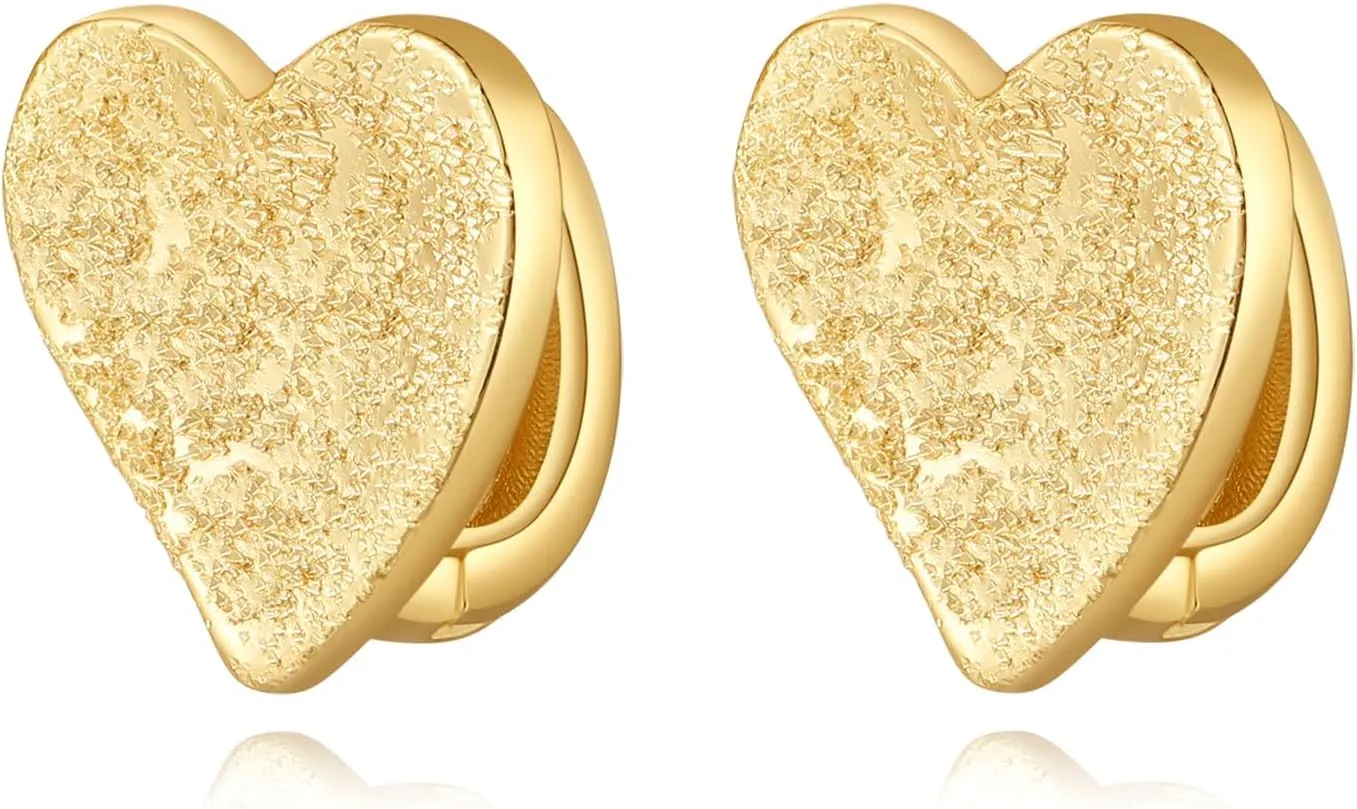 Vintage Textured Huggie Hoop Earrings Stud Earrings for Women, 18K Gold Plated Chunky Hoop Earrings, Hammered Heart Oval Round Disc Earrings