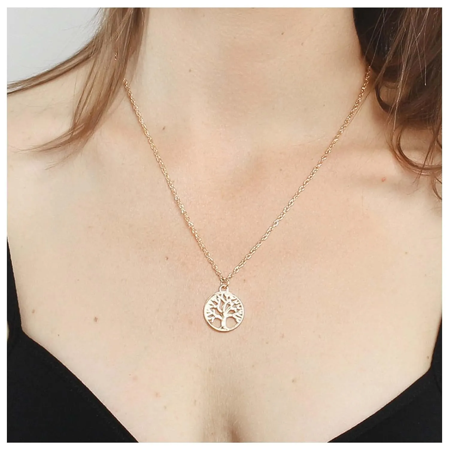 Vintage Tree Life Necklace Family Choker Circle Pendant Gold Tree Choker Jewelry for Women and Girls (Gold)