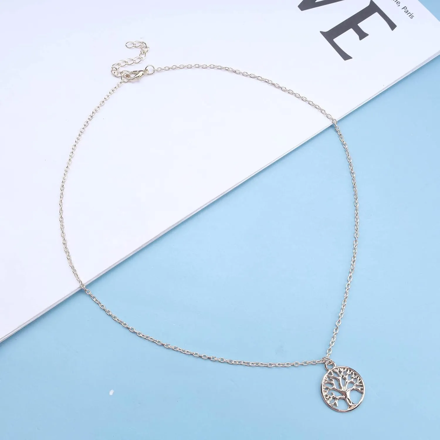 Vintage Tree Life Necklace Family Choker Circle Pendant Gold Tree Choker Jewelry for Women and Girls (Gold)
