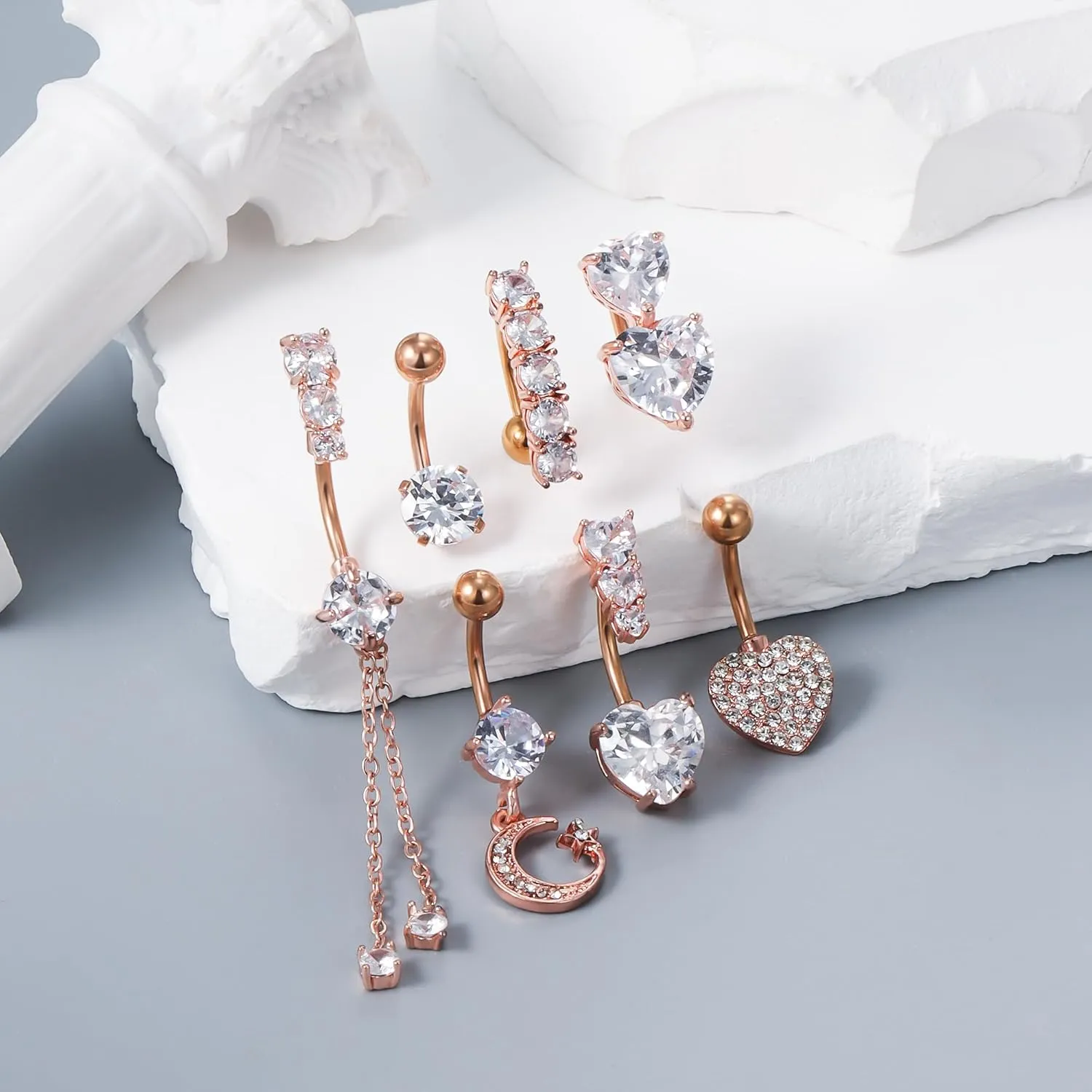 Vsnnsns 14G Heart Belly Button Ring Piercing Jewelry 316L Stainless Surgical Steel Cubic Zirconia Navel Rings Clear Heart CZ Reverse Belly Button Ring Piercing Jewelry for Women Men Hypoallergenic